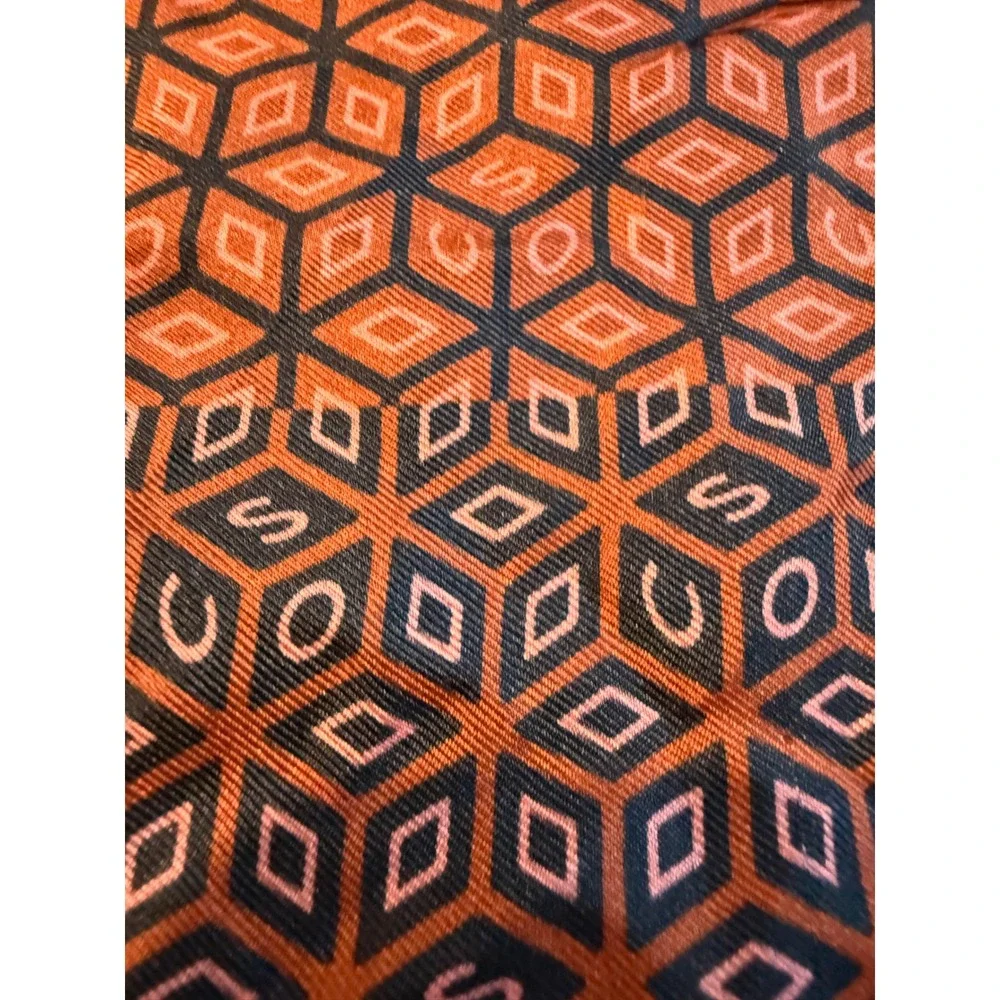 COS 24 neckwear